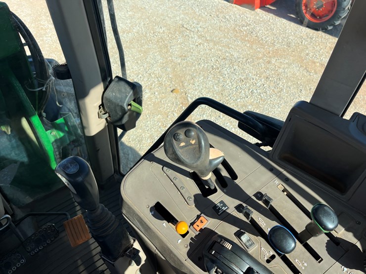 2010-john-deere-6430-image-21