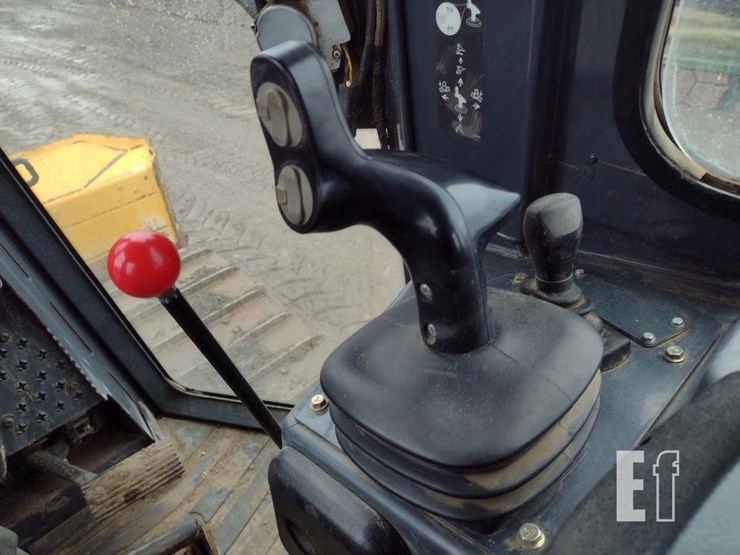 2013-deere-650k-xlt-image-10