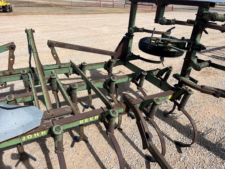 john-deere-1100-image-12