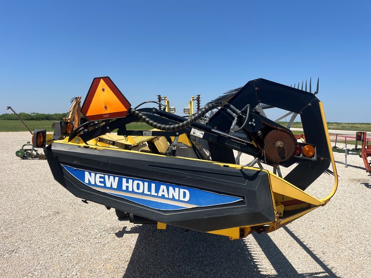 new-holland-430-image-10
