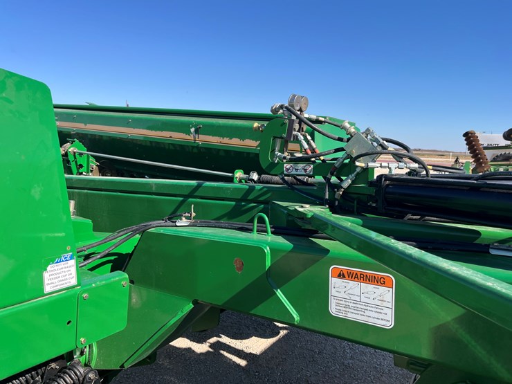 2016-great-plains-3s4000-image-30