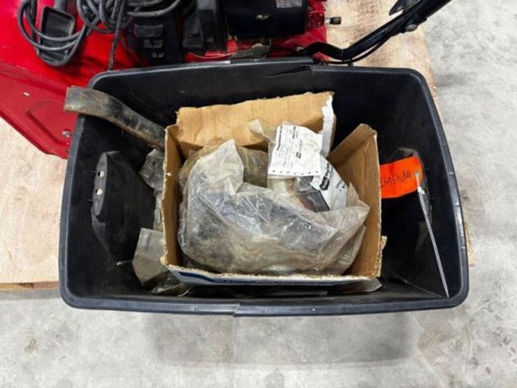 yard-machines-22-in.-snowblower-image-13