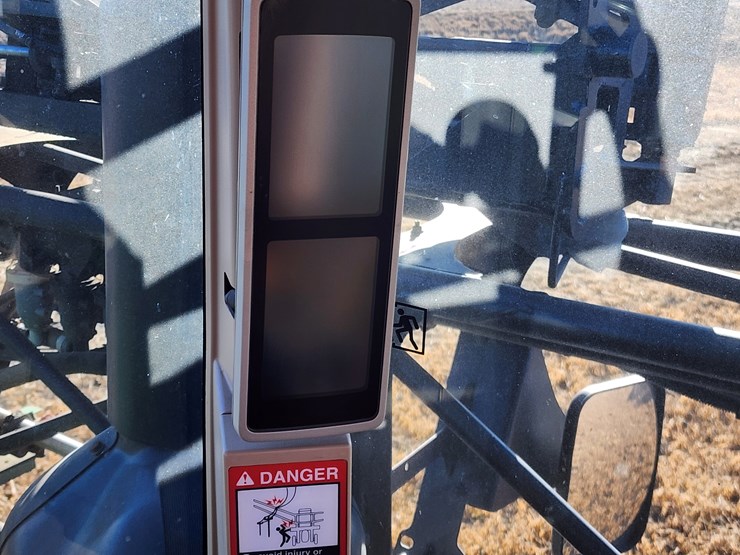 2014-john-deere-4940-image-25