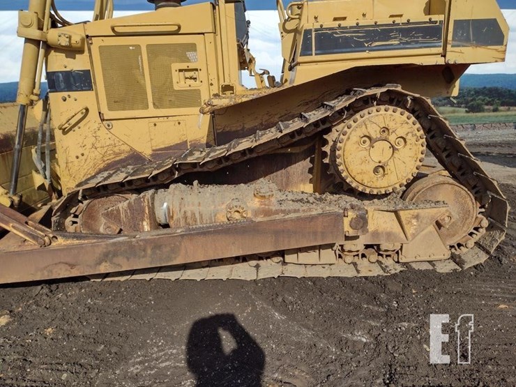 caterpillar-d6h-image-16