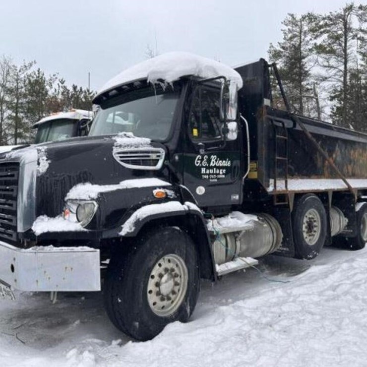 2018 FREIGHTLINER 114SD
