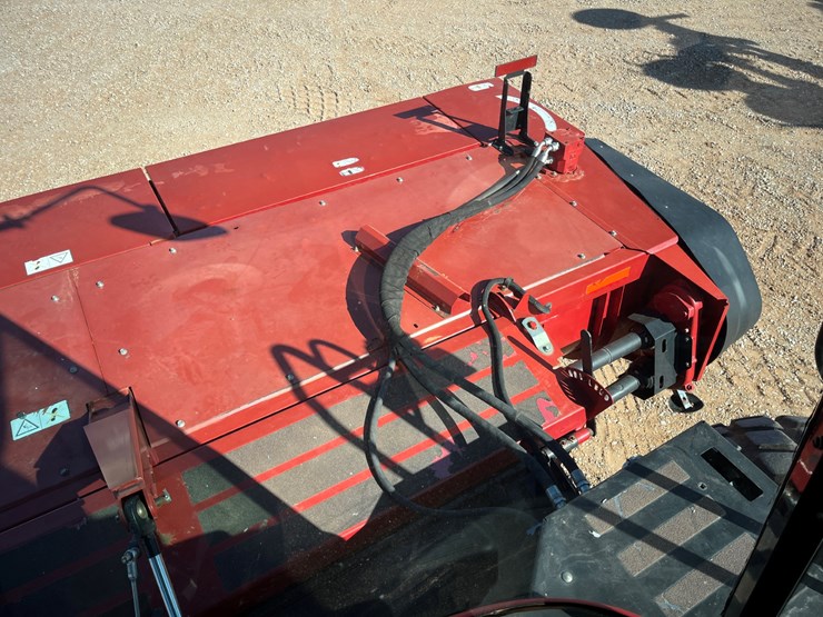 2020-case-ih-wd2104-image-36