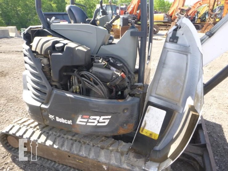 2019-bobcat-e35-image-48