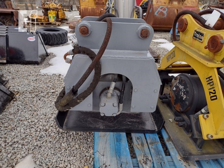 excavator-plate-tamper-3-ft-x-2-ft-image-1