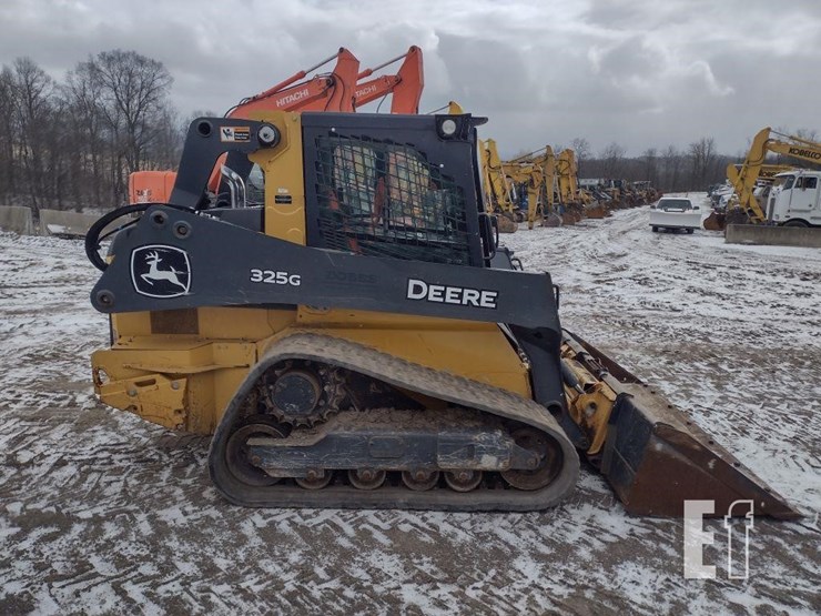 2021-deere-325g-image-3