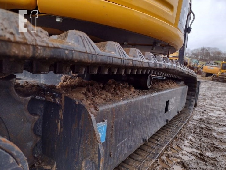 2023-deere-30g-image-38