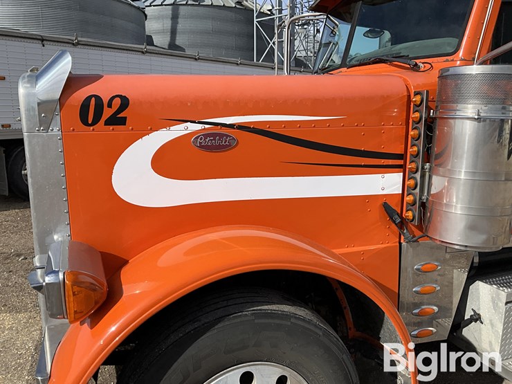 2006-peterbilt-379-image-15