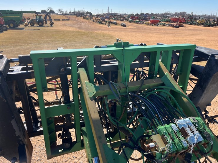 2005-john-deere-4920-image-29