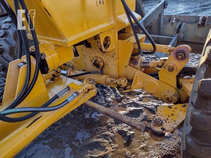 2004-volvo-g86-image-24