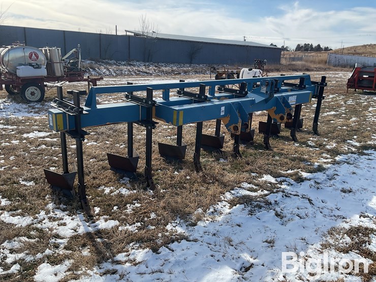 1999-agri-products-6r30-ditcher-image-3