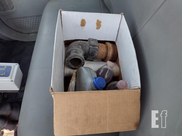 2008-ford-f750-xl-image-12