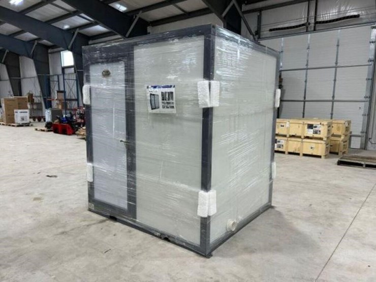 unused-2025-sdlanch-irmt-mobile-toilet-image-3