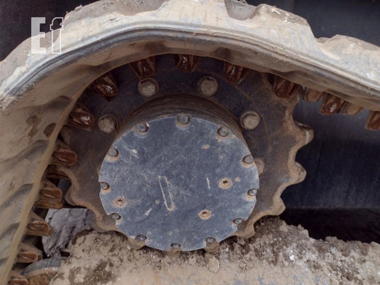 2017-kubota-svl95-2s-image-28