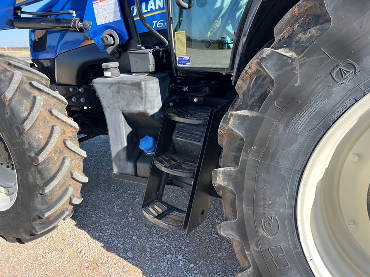 2014-new-holland-t6.175-image-17