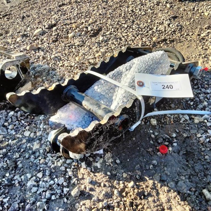 #240 • Mini Excavator Thumb