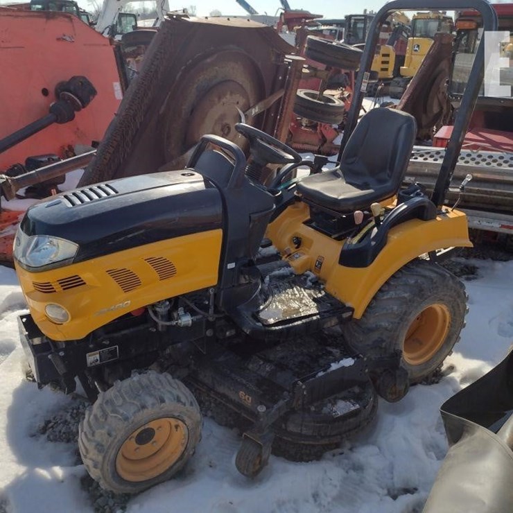CUB CADET C2400 TRACTOR 4347