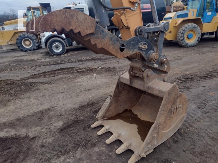 2022-case-cx145d-msr-image-21