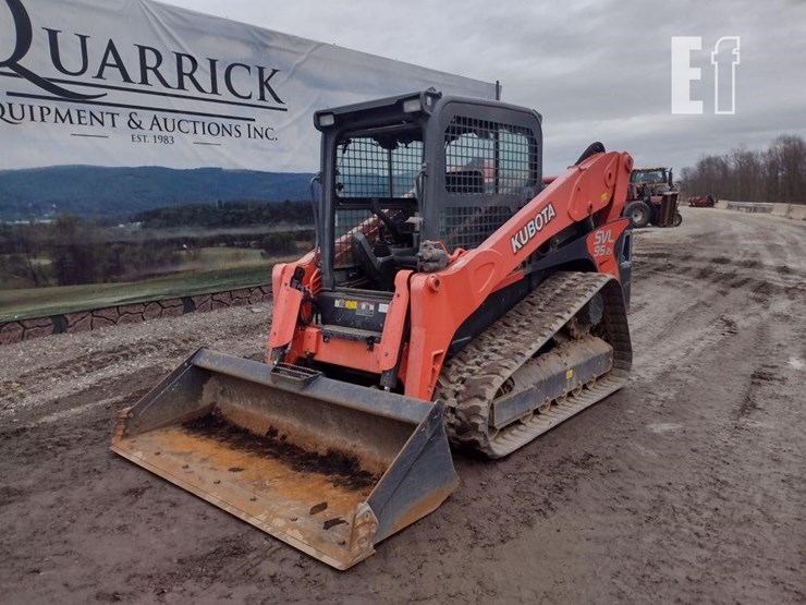 2017-kubota-svl95-2s-image-38