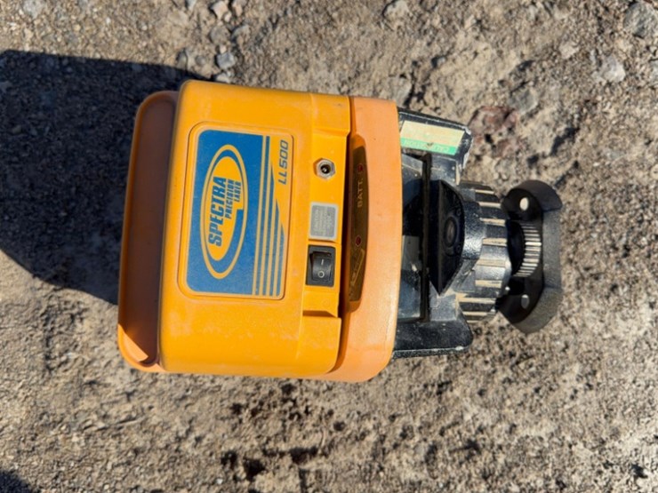 cst-ll500-laser-and-stand-image-5