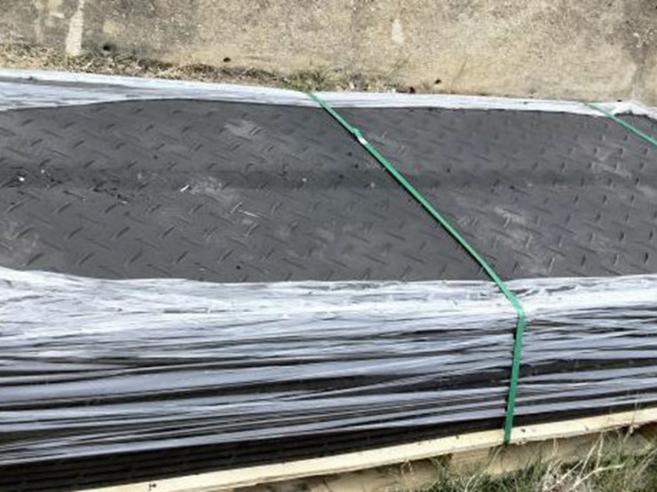 #114-•-(15)-ground-protection-mats---41"x8'-image-1