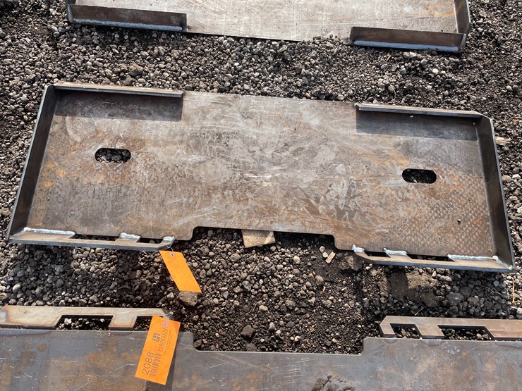 #2087-•-formed-skid-steer-frame-image-1