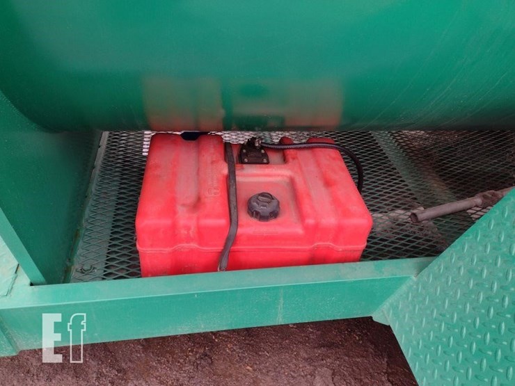 aqua-mulcher-1000-gallon-hydroseeder-4375-image-8