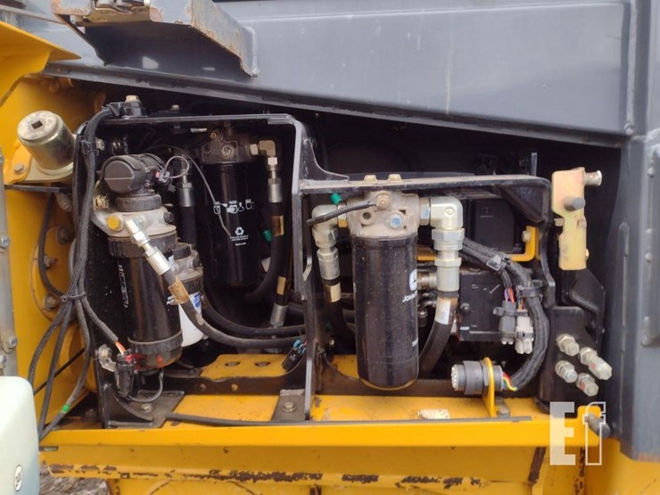 2013-deere-650k-xlt-image-42