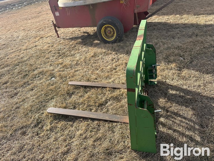 john-deere-620-image-10