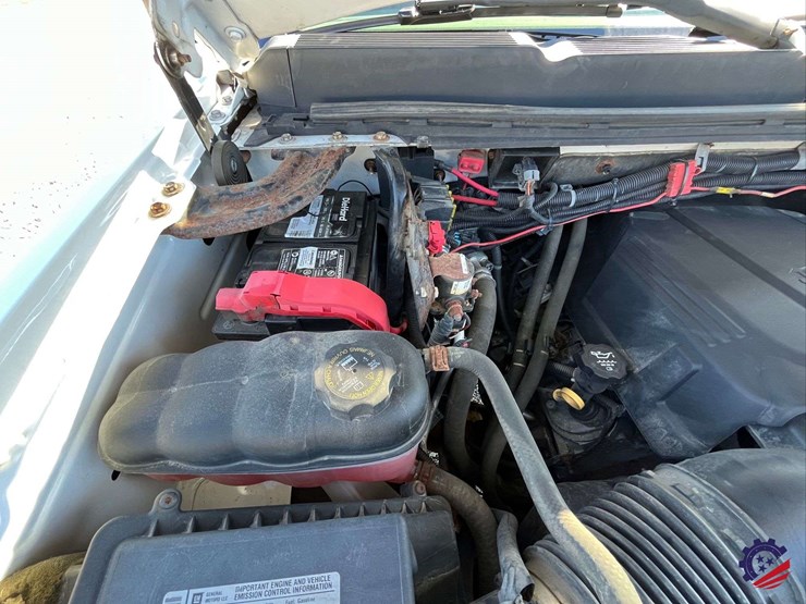 2010-chevrolet-silverado-s/a-service-truck-image-48