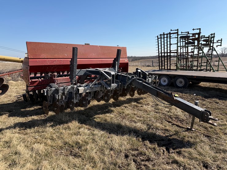 case-ih-5400-image-1