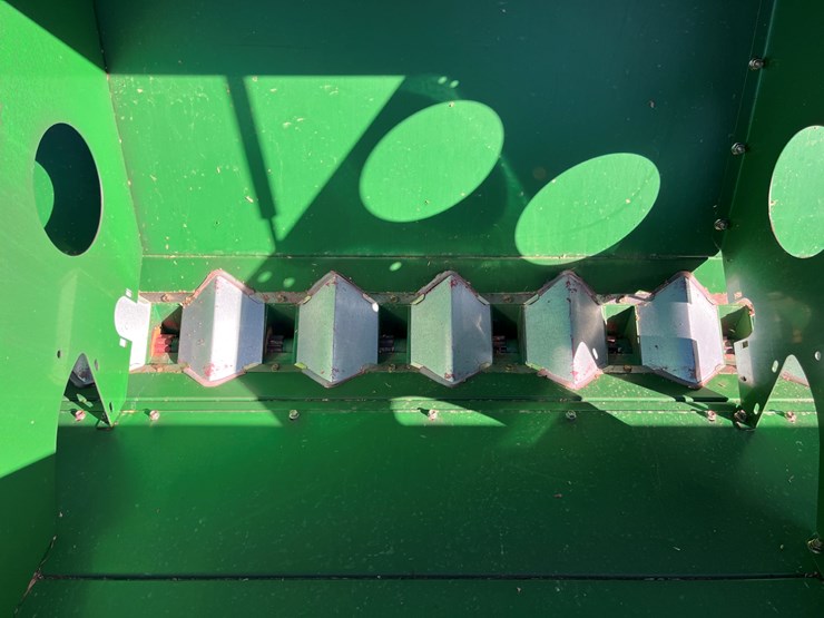 2016-great-plains-3s4000-image-41