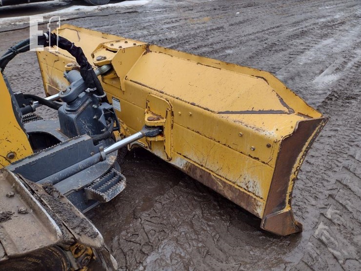 2013-deere-650k-xlt-image-19