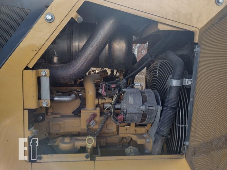 deere-450-lgp-image-39