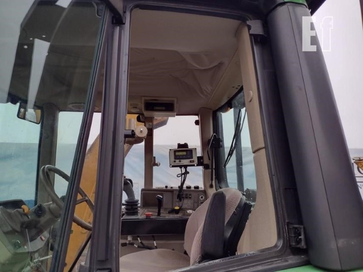 2010-john-deere-7130-image-14