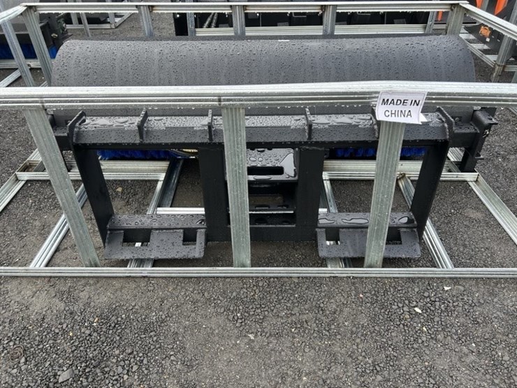 2025-pabreak-72"-angle-broom-image-4