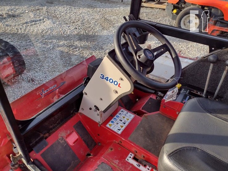 ventrac-3400l-lawn-mower-w/blade-&-broom-image-13