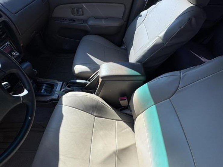 2002-toyota-4-runner-image-8