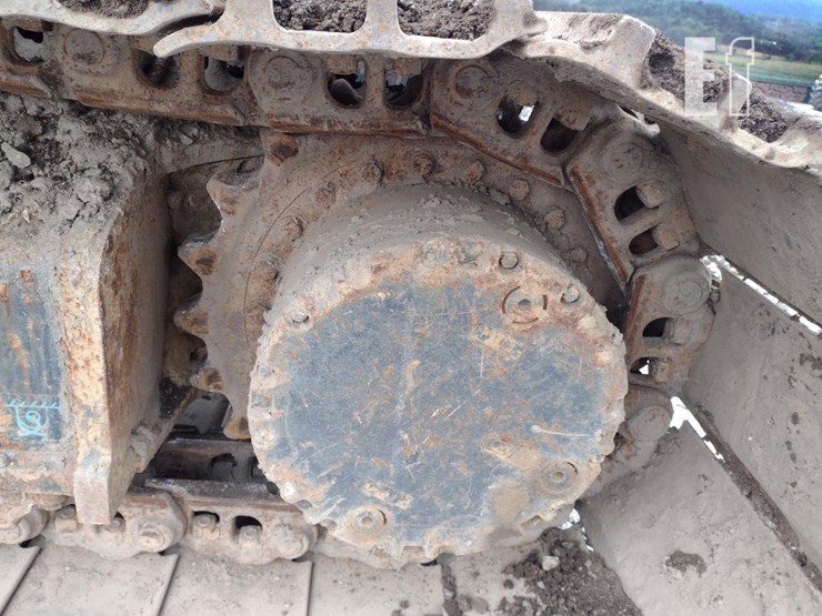 2022-case-cx250d-image-36