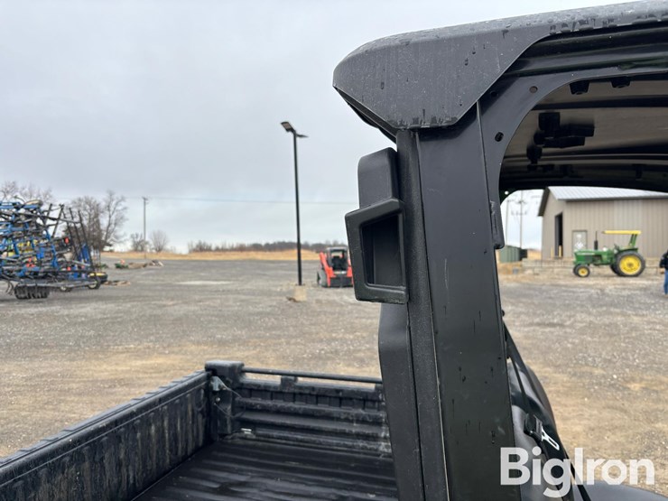 2024-john-deere-gator-image-17