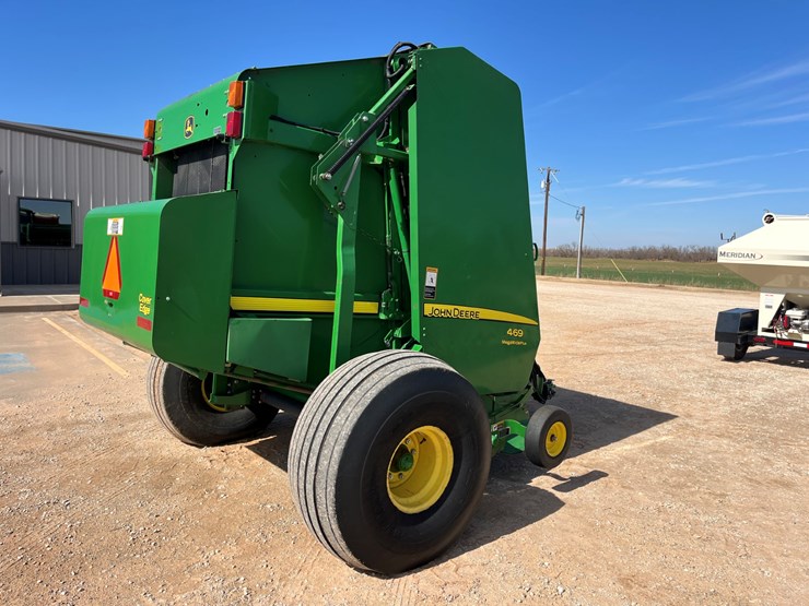 john-deere-469-image-11