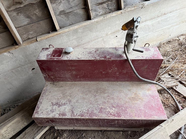 #1030-•-100-gal-transfer-tank-image-1