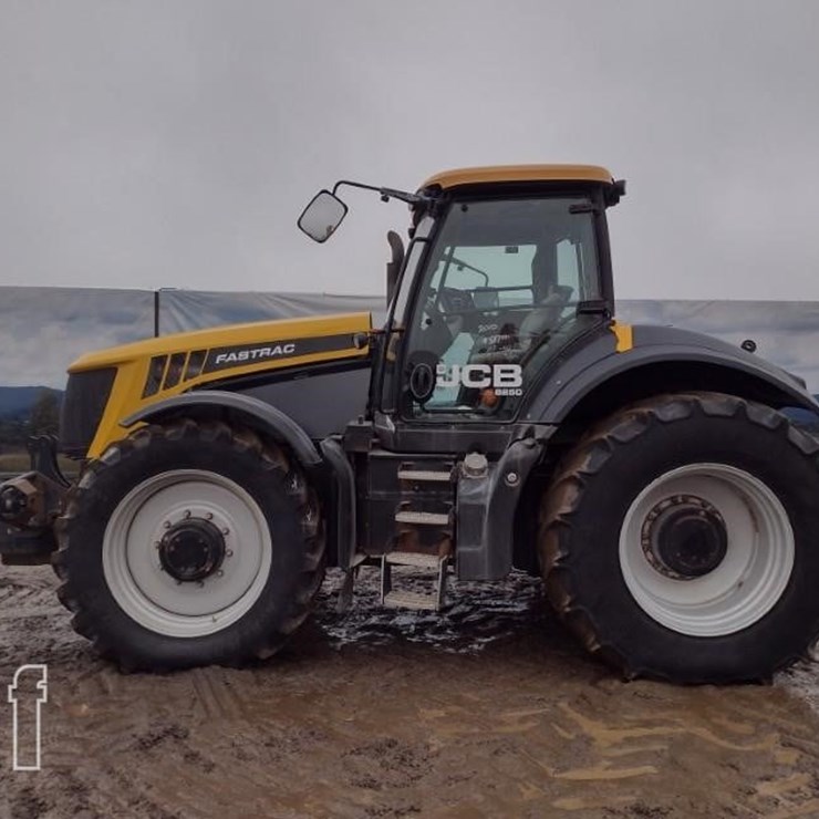 JCB FASTRAC 8250