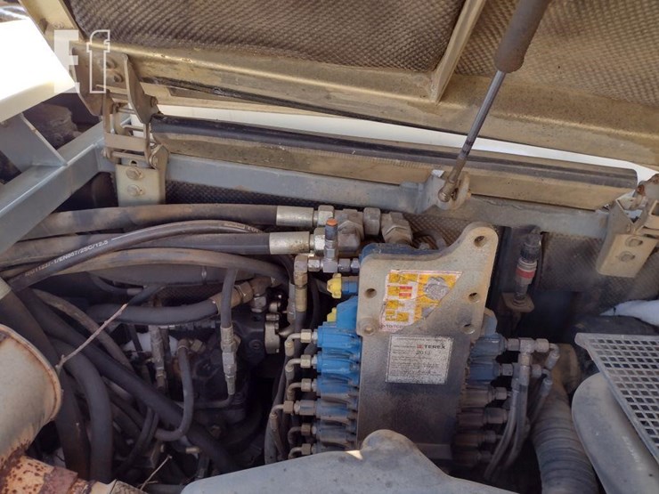 2013-terex-tc75-image-57