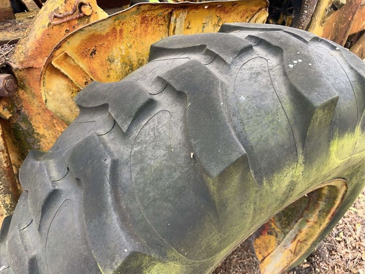 minneapolis-moline-diesel-backhoe-image-49