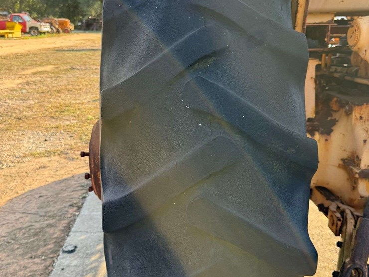 minneapolis-moline-g1000-image-27