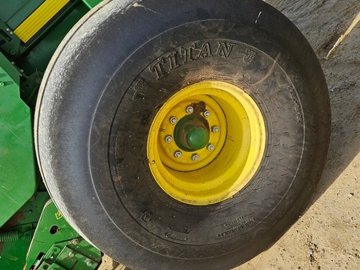 john-deere-469-image-37